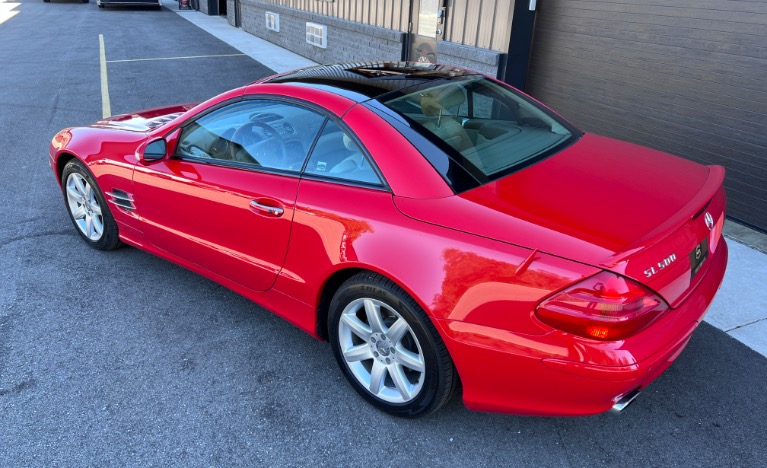 Used 2003 Mercedes-Benz SL-Class SL 500 for sale $24,990 at Geneva Motor Haus in Burlington WI 53105 4