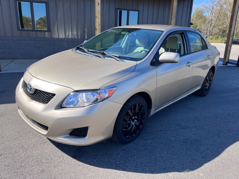 Used 2009 Toyota Corolla XLE for sale $11,990 at Geneva Motor Haus in Burlington WI