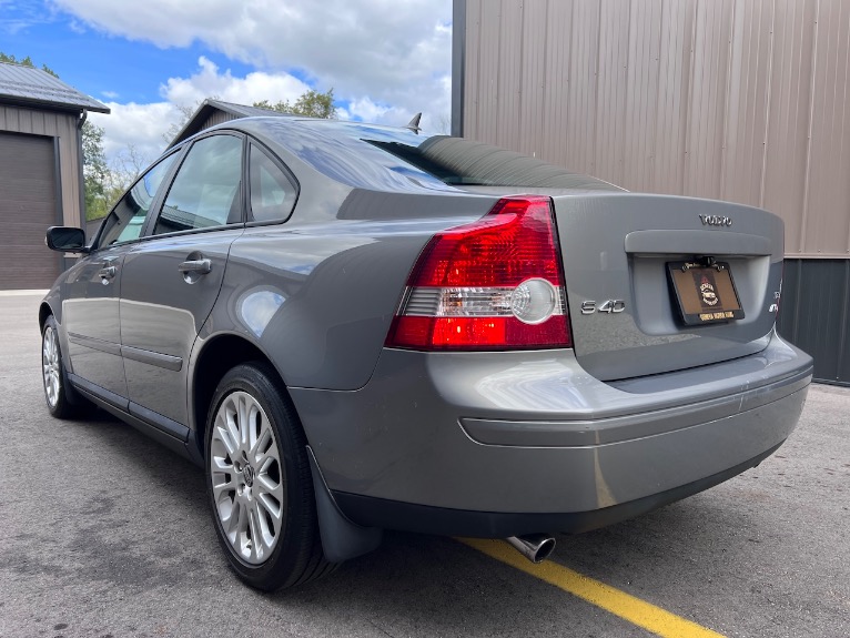 Used 2005 Volvo S40 T5 for sale $11,750 at Geneva Motor Haus in Burlington WI 53105 3