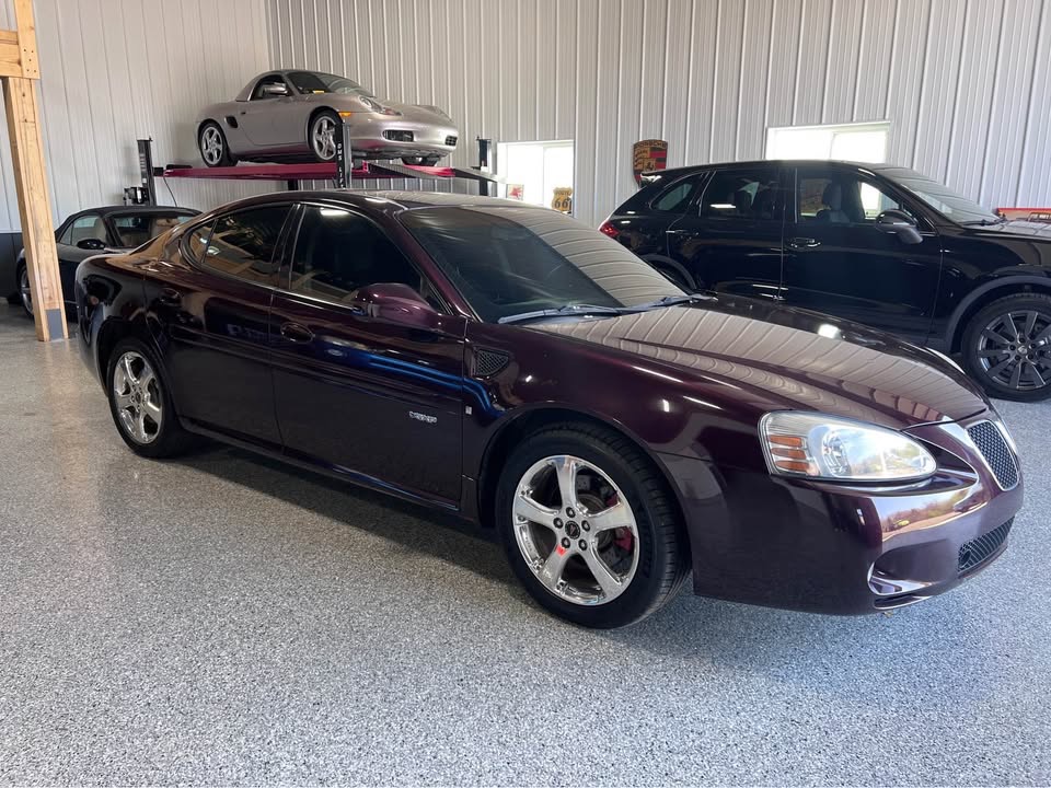 Used 2006 PONTIAC GRANDPRIX GXP V8 for sale Sold at Geneva Motor Haus in Burlington WI 53105 1